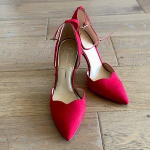 New Jessica Simpsons red pumps